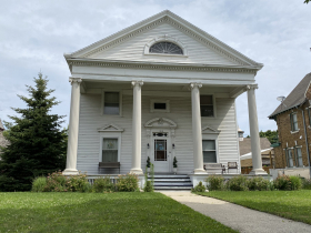 3112 W. McKinley Blvd., Steynemann Residence