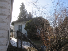 Riverwest Octagon House Cuts Corners