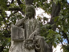 A graveside monument