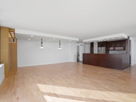 929 N. Astor St., #1808