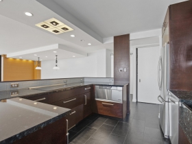 929 N. Astor St., #1808