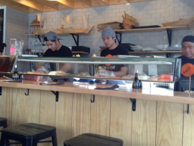 Rice N Roll Bistro
