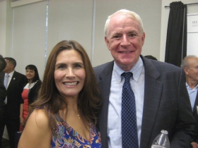 Tom Barrett [r]