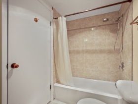 1633 N. Prospect Ave., #12B