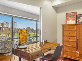 923 E. Kilbourn Ave., #303