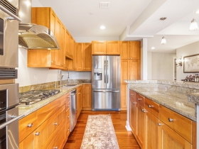923 E. Kilbourn Ave., #303