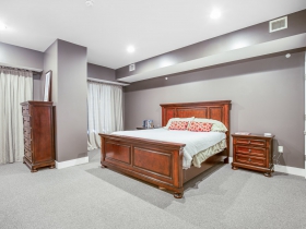 923 E. Kilbourn Ave., #303