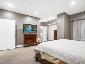 923 E. Kilbourn Ave., #303