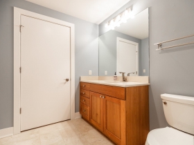 923 E. Kilbourn Ave., #303