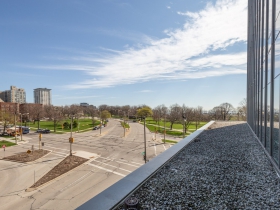923 E. Kilbourn Ave., #303
