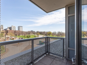 923 E. Kilbourn Ave., #303