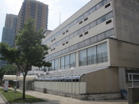 Park East Hotel