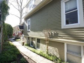 2563 N. Gordon Pl.