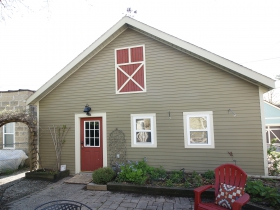 2563 N. Gordon Pl.