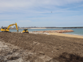Construction on new South Shore Park beach