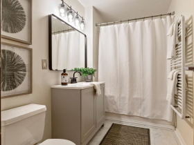 Upper bathroom