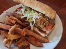 Walleye Po' boy