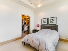 1313 N. Franklin Pl., #905