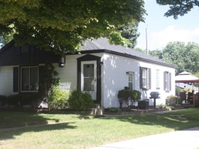Whitnall Avenue home