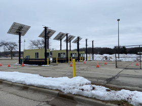 Ticket booths at Milwaukee County Zoo. Photo by Graham Kilmer, Jan. 30, 2024.