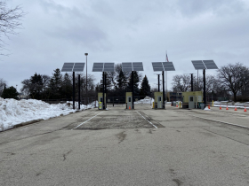 Ticket booths at Milwaukee County Zoo. Photo by Graham Kilmer, Jan. 30, 2024.