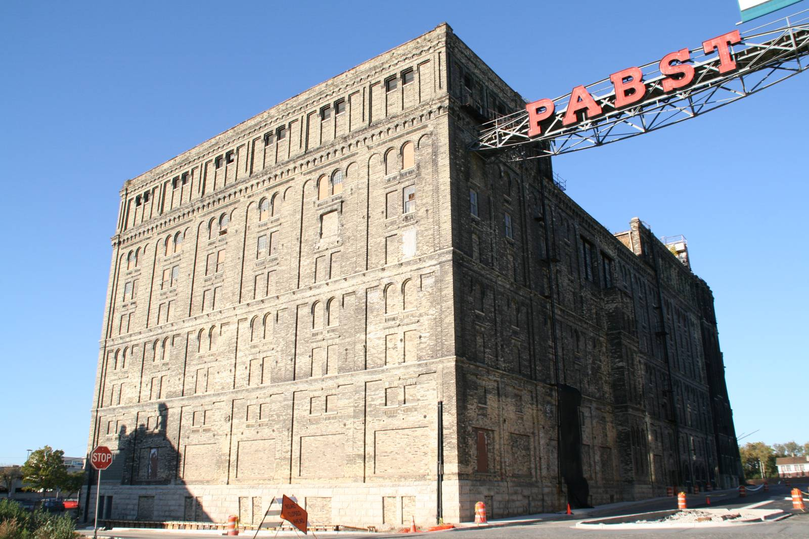 Eyes on Milwaukee: New Apartment Building Approved at Pabst