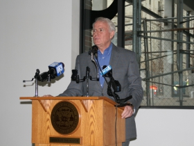 Mayor Tom Barrett