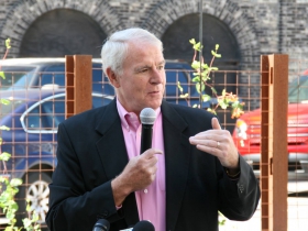 Tom Barrett