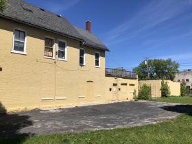 1606 W. Walnut St.