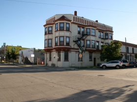 603 S. 5th St.