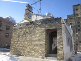 The front of Just Art's.
