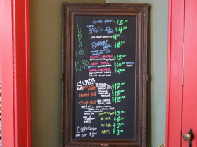 Hen's Deli