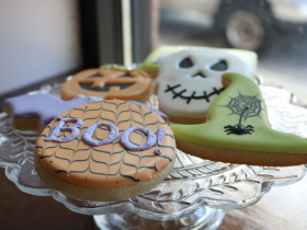 Lucy Bakes