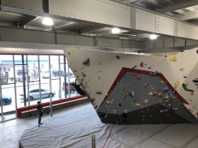 Adventure Rock - Walker's Point Gym