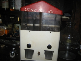 Little Nut Hut