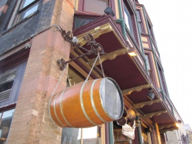 Shaker's Cigar Bar