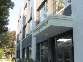 Junior House Lofts