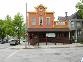 Los Tres Amigos, 1401-1403 W. Washington St.