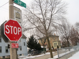 Wallnut Hill sign and Villa Uhrig