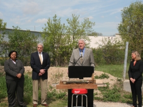 Mayor Tom Barrett