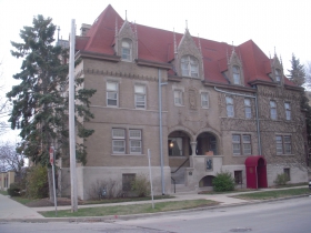 Bloodgood Residence - Facing Knapp.