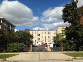 702 E. Knapp St.