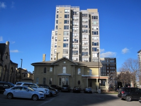 Lodgewood Apartments